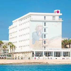 navštívit hotel